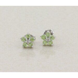 10k White Gold Natural Green Peridot & Diamond Flower Earrings Stud Post 1/4"